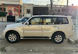 ميتسوبيشي باجيرو